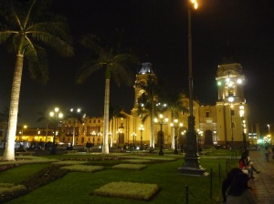 Plaza de las Armas by night